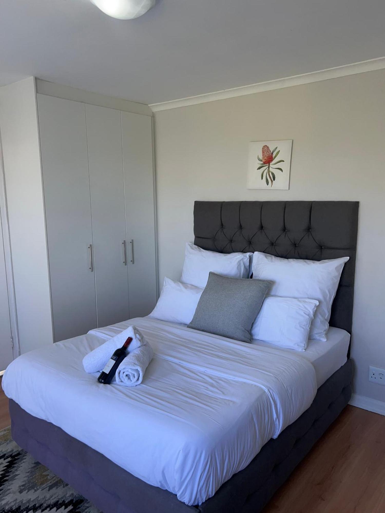 House 72 Guest house Cape Town